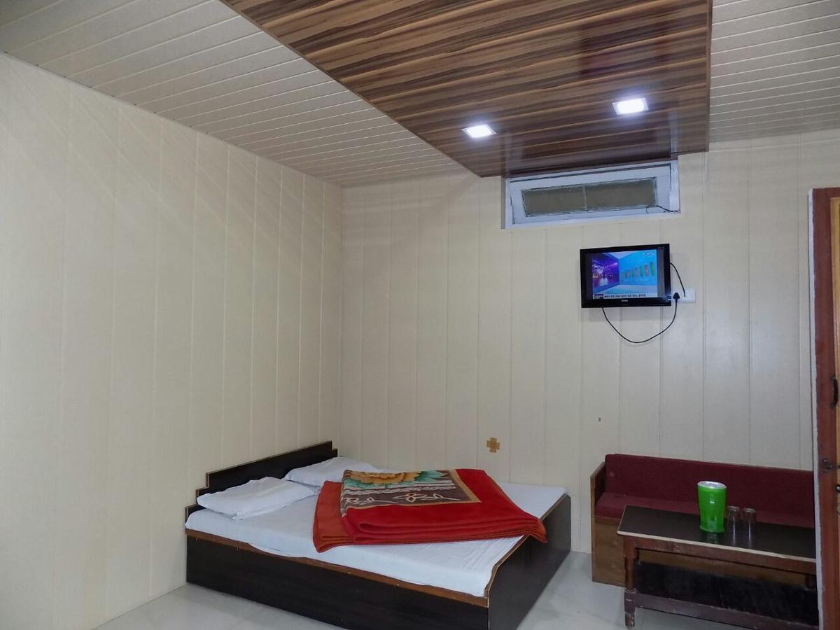 Hotel Neelam Raj Nainital Exterior photo